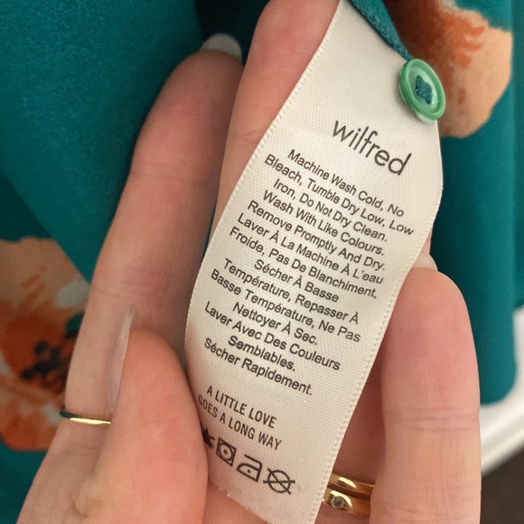 Aritzia Wilfred Blouse - Picture 5 of 6